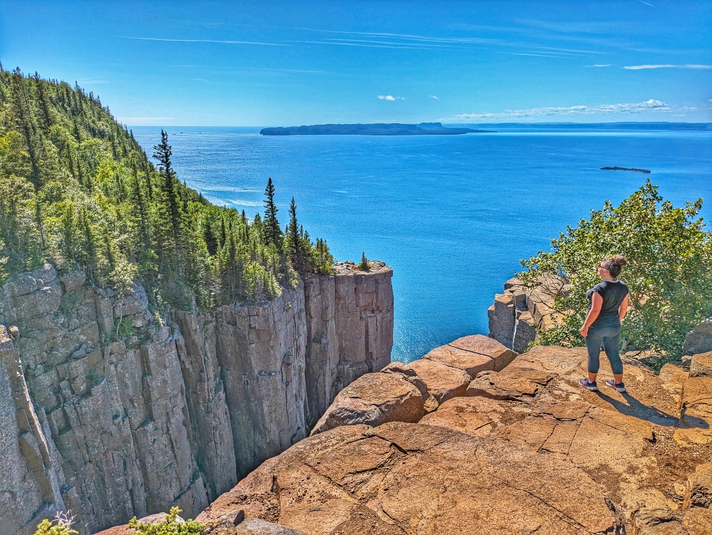 me standing at the Gorge Lookout at the end of Top of the Giant Trail