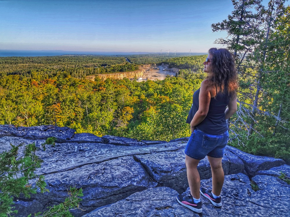 things to do on Manitoulin Island - Hike Cup & Saucer Trail